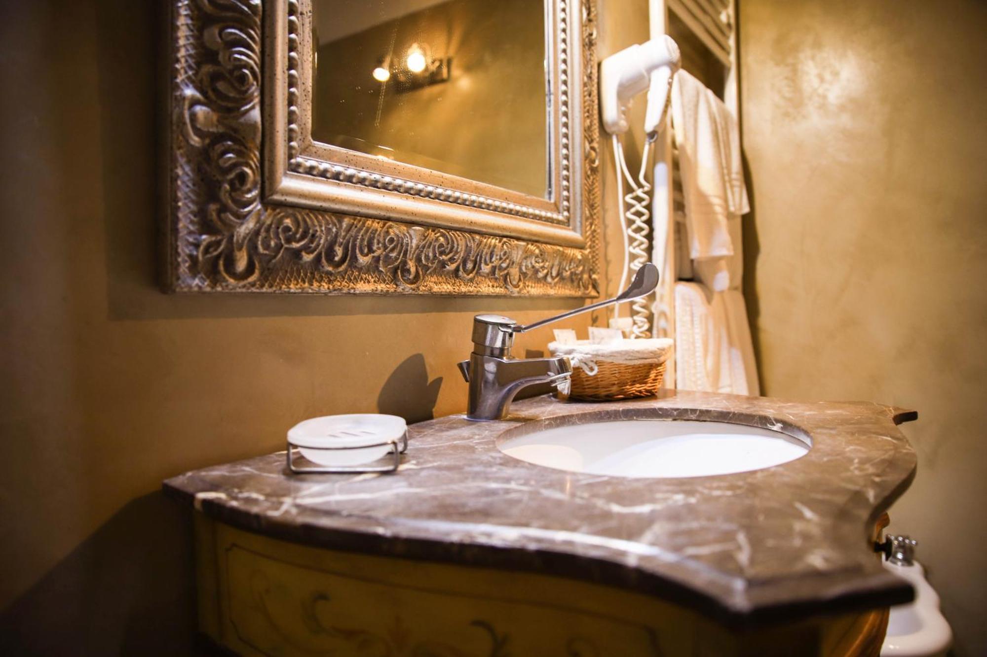 Гостевой дом Country House Poggio Aione Catabbio Экстерьер фото