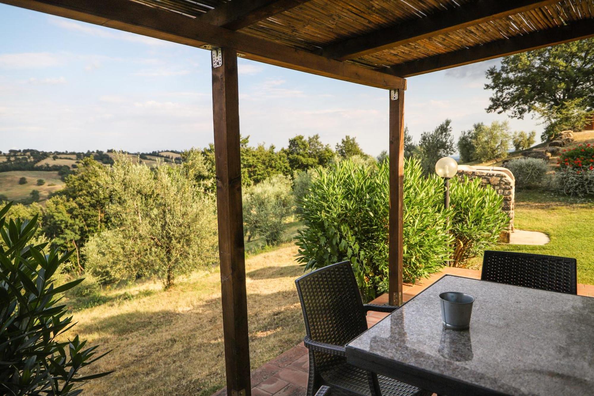 Гостевой дом Country House Poggio Aione Catabbio Экстерьер фото